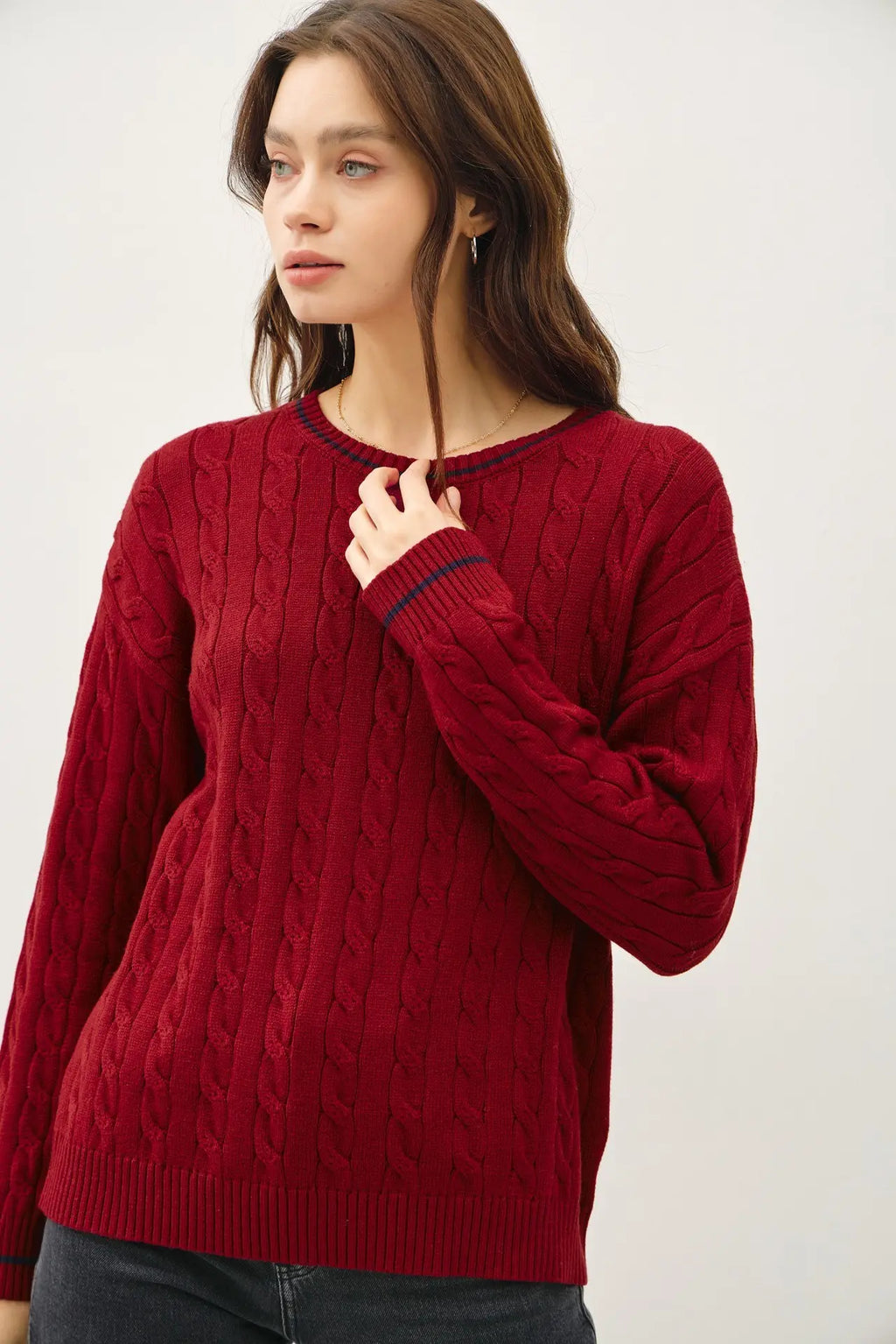 CHUNKY CABLE KNIT SWEATER WITH ACCENT DETAIL