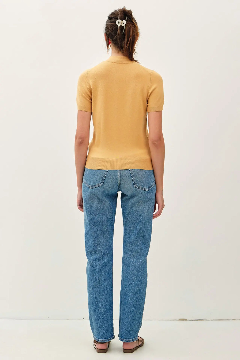 SHORT SLEEVE MOCK NECK SWEATER