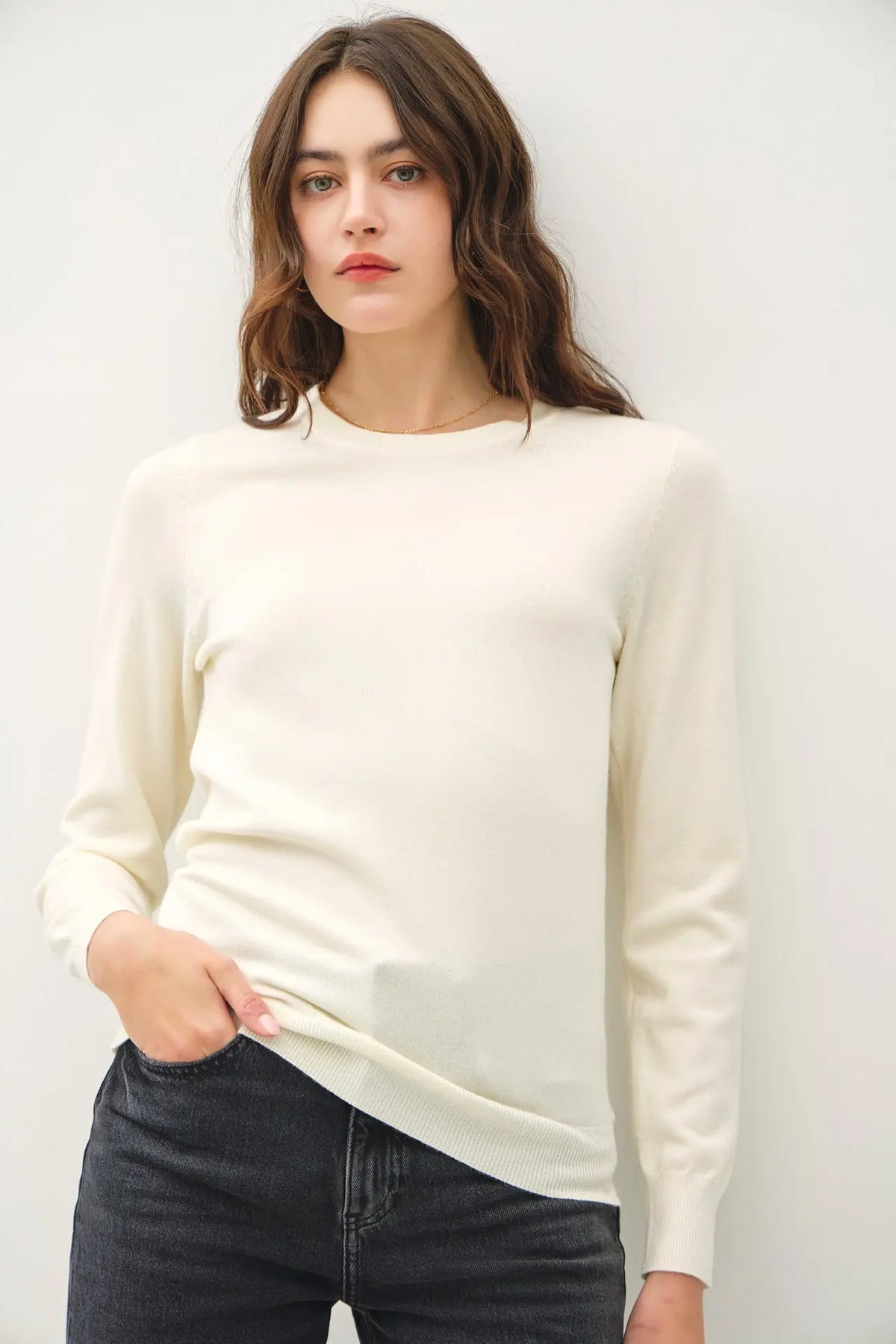 VISCOSE CREW NECK SOFT KNIT SWEATER